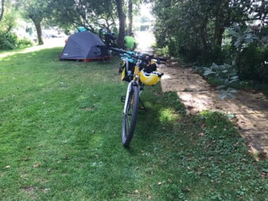 Camping de hof fietsmogelijkheden
